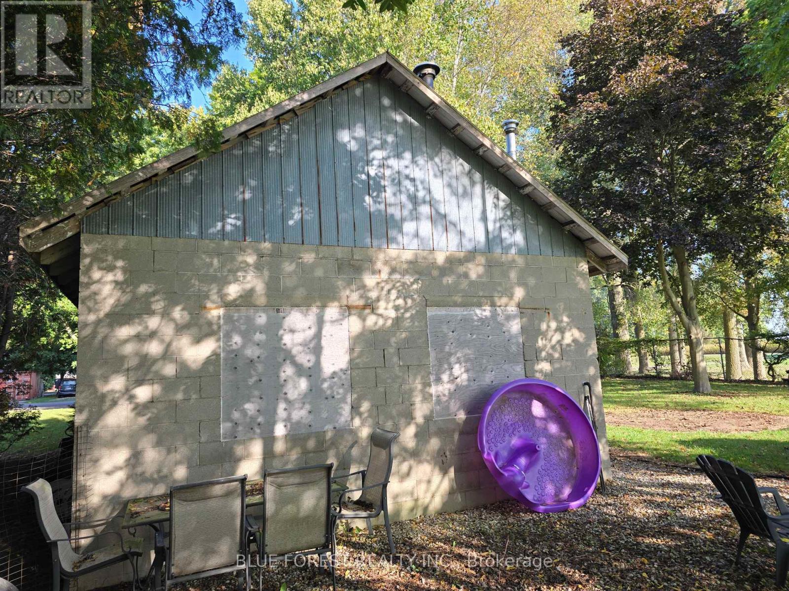 138 Centre Centre, West Elgin (Rodney), Ontario  N0L 2C0 - Photo 23 - X12494674