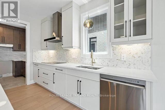 4203 Liberty Crossing, London South (South V), Ontario  N6P 0L1 - Photo 13 - X12494700