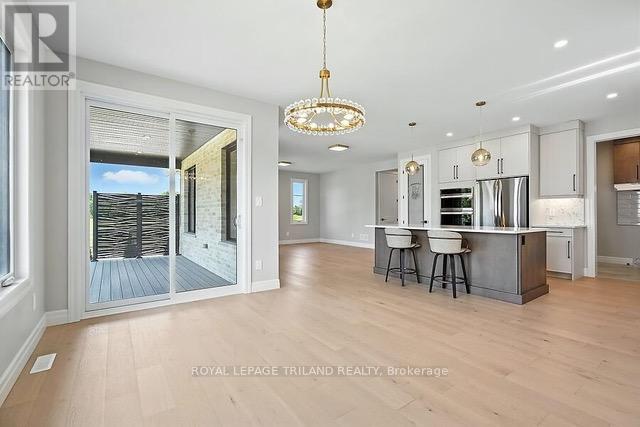 4203 Liberty Crossing, London South (South V), Ontario  N6P 0L1 - Photo 18 - X12494700