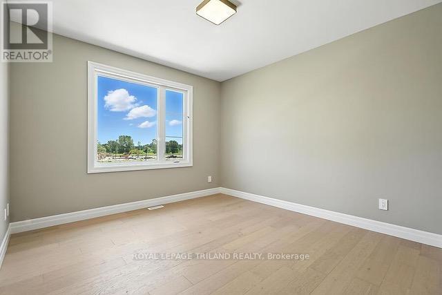 4203 Liberty Crossing, London South (South V), Ontario  N6P 0L1 - Photo 34 - X12494700