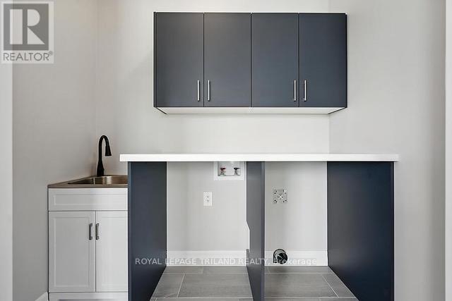 4203 Liberty Crossing, London South (South V), Ontario  N6P 0L1 - Photo 35 - X12494700