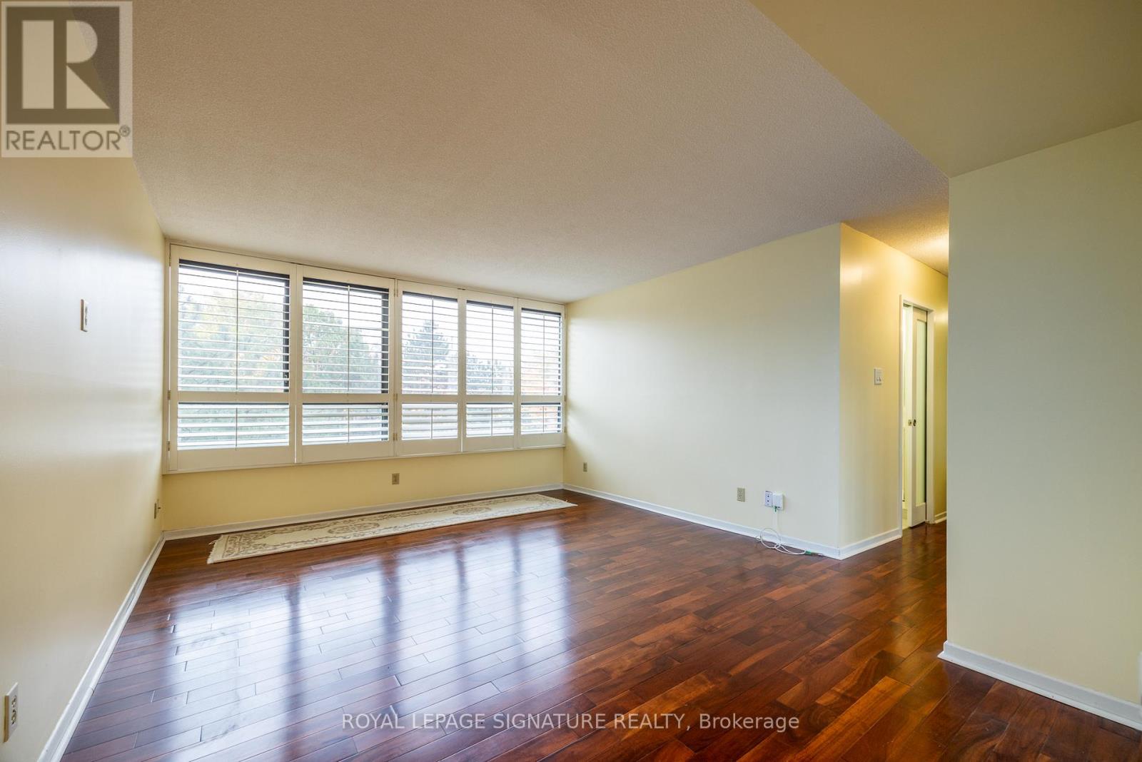 306 - 1300 Bloor Street, Mississauga, Ontario  L4Y 3Z2 - Photo 10 - W12494634