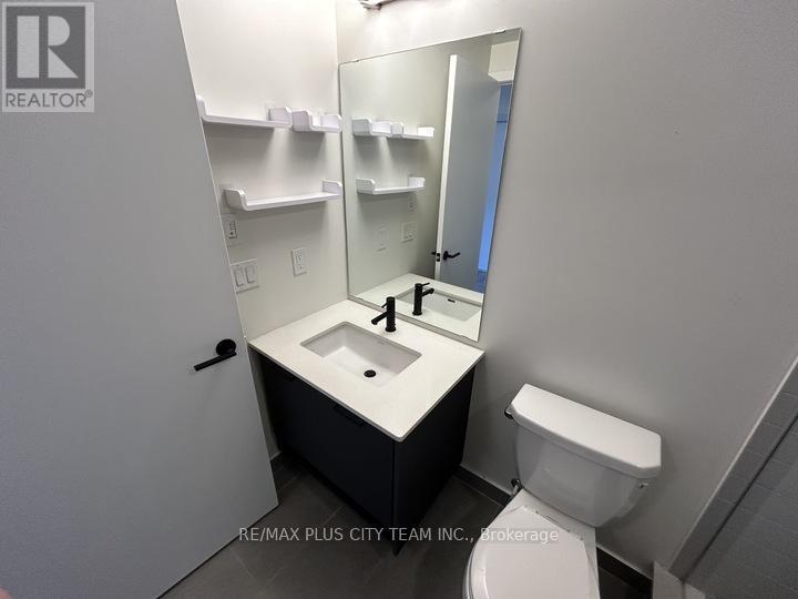 718 - 2300 St Clair Avenue, Toronto, Ontario  M6N 0B3 - Photo 11 - W12494642