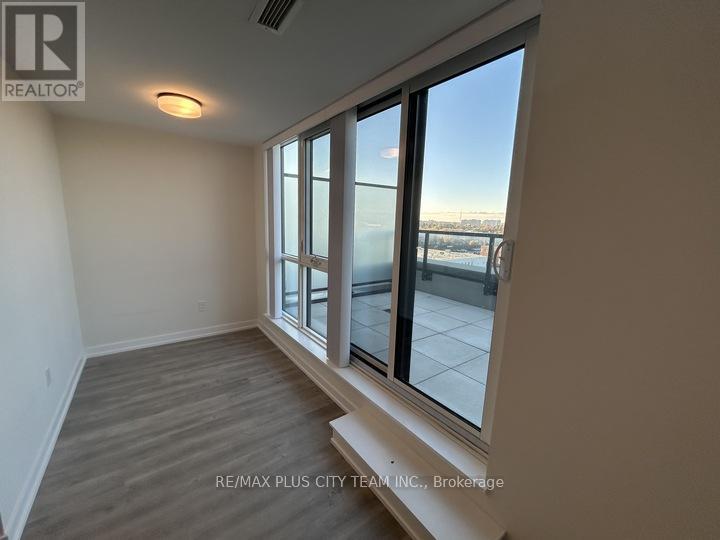 718 - 2300 St Clair Avenue, Toronto, Ontario  M6N 0B3 - Photo 19 - W12494642