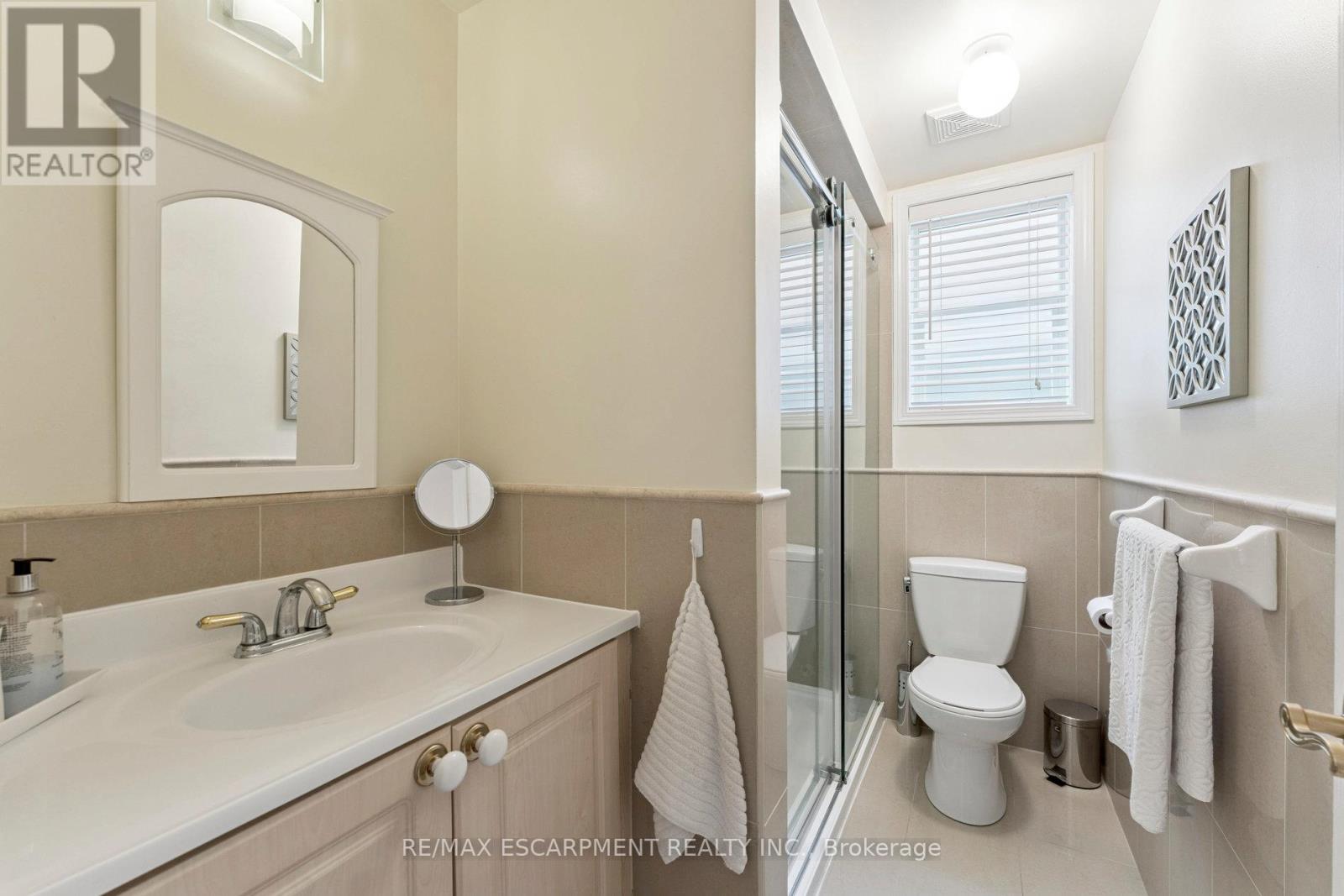 1650 Allan Crescent, Milton, Ontario  L9T 5Z7 - Photo 32 - W12494646