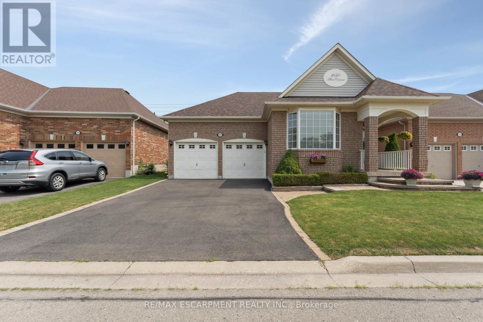1650 Allan Crescent, Milton, Ontario  L9T 5Z7 - Photo 4 - W12494646