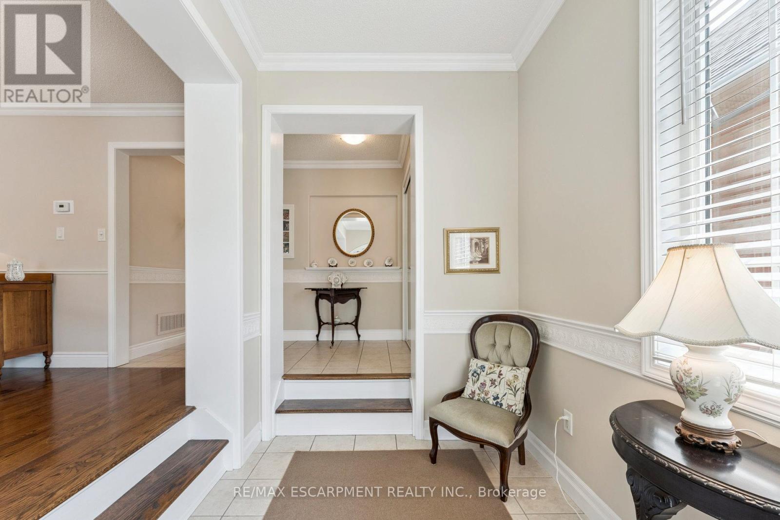 1650 Allan Crescent, Milton, Ontario  L9T 5Z7 - Photo 8 - W12494646