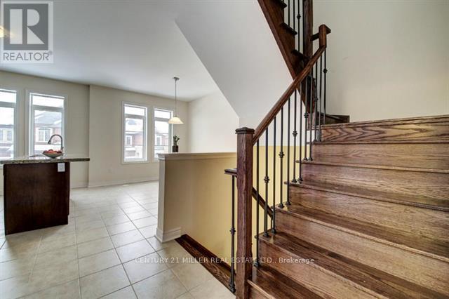 3092 Eberly Woods Drive, Oakville, Ontario  L6M 0T7 - Photo 12 - W12494648