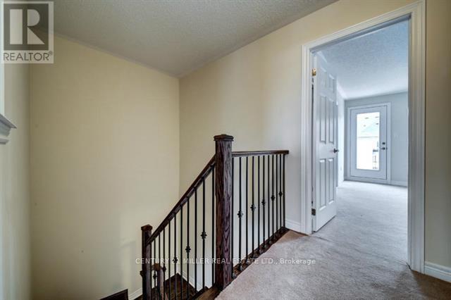 3092 Eberly Woods Drive, Oakville, Ontario  L6M 0T7 - Photo 13 - W12494648