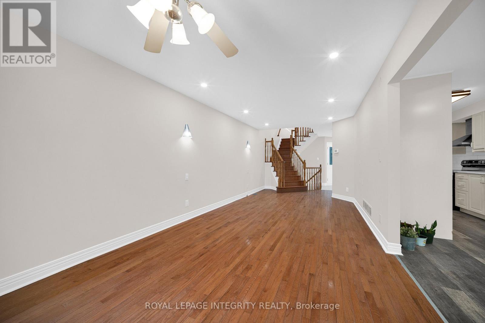 29 Hemmingwood Way, Ottawa, Ontario  K2G 6B9 - Photo 18 - X12494672