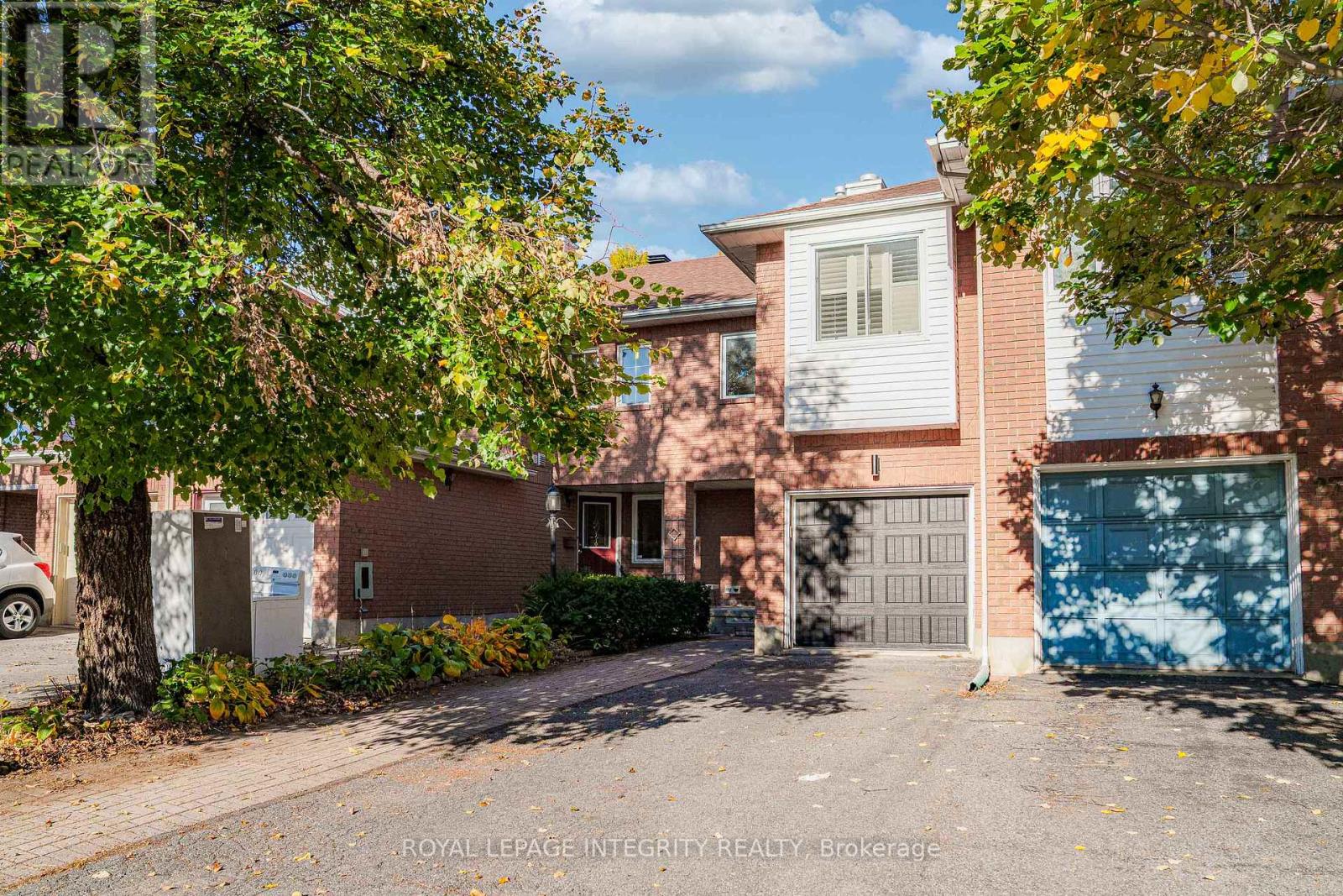29 Hemmingwood Way, Ottawa, Ontario  K2G 6B9 - Photo 2 - X12494672