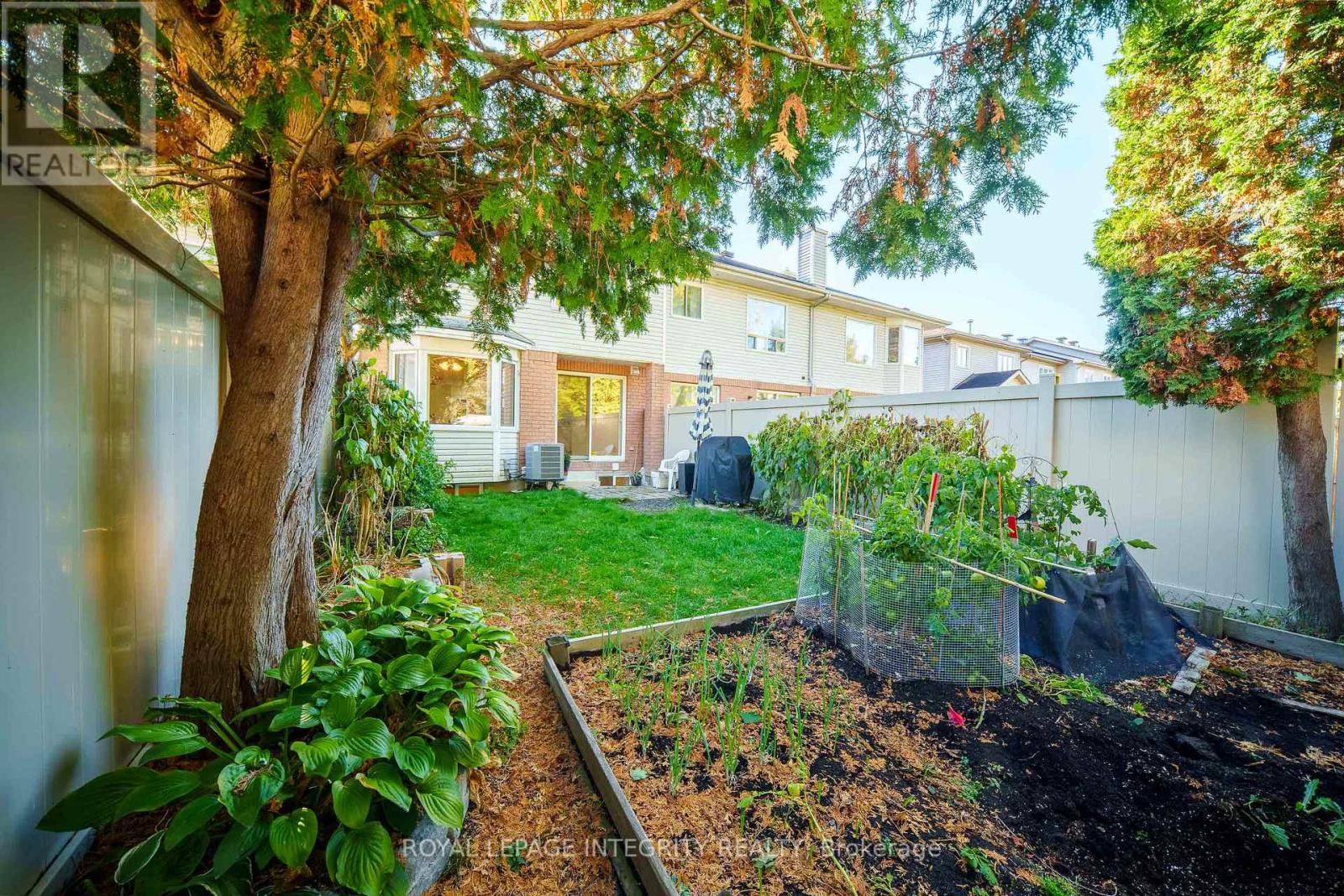 29 Hemmingwood Way, Ottawa, Ontario  K2G 6B9 - Photo 42 - X12494672