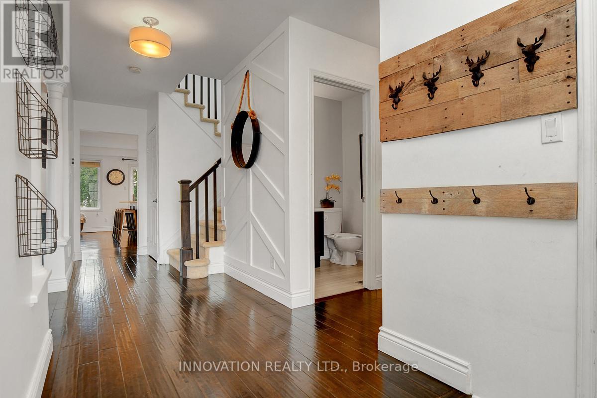 69 Smoketree Crescent, Ottawa, Ontario  K2S 2B9 - Photo 2 - X12494744