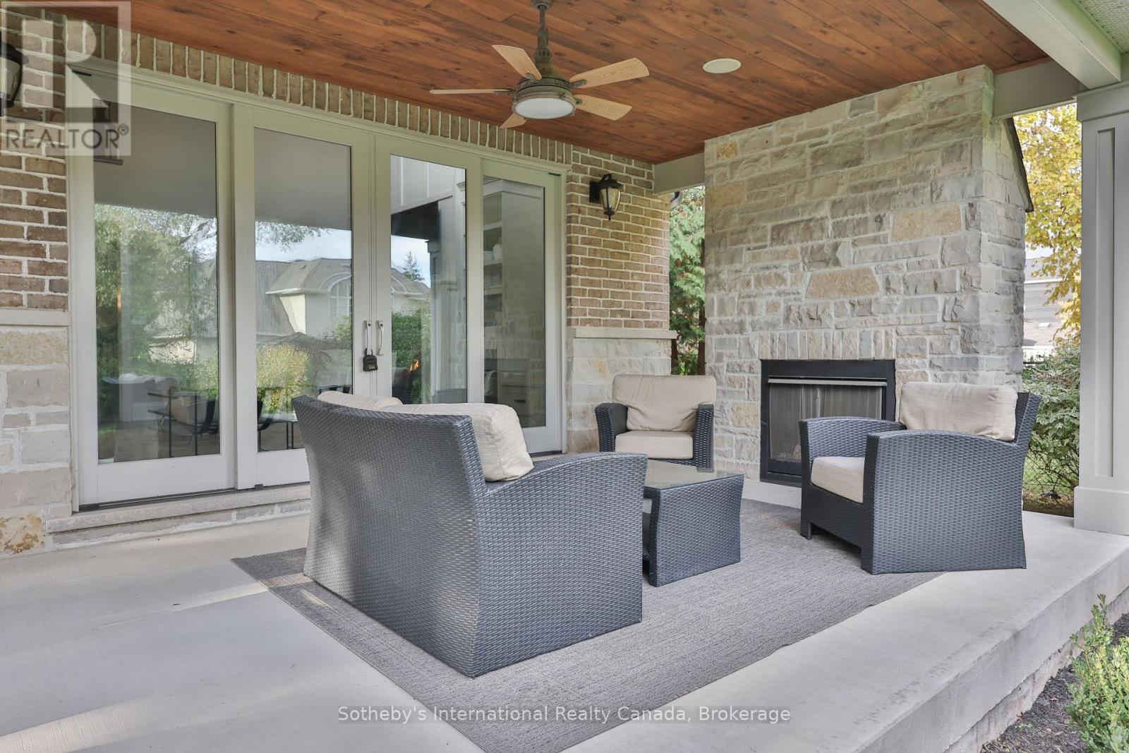 1356 Thornhill Drive, Oakville, Ontario  L6L 2L2 - Photo 44 - W12494712