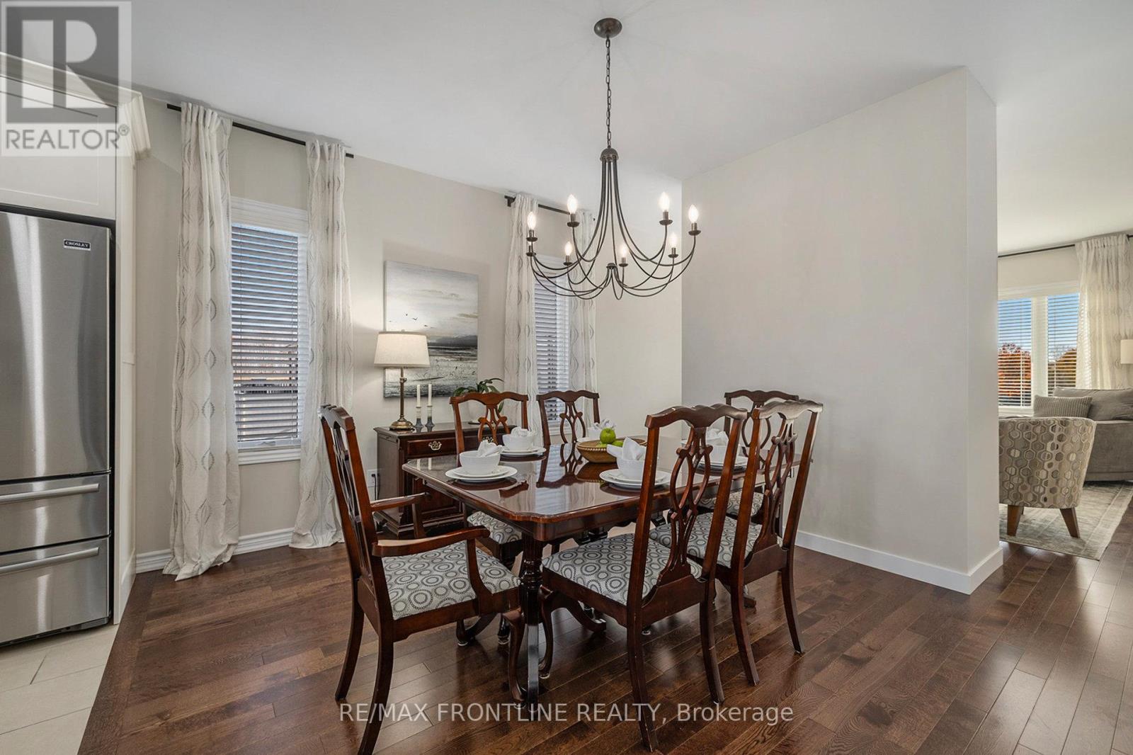 7 Senators Gate Drive, Perth, Ontario  K7H 0B5 - Photo 12 - X12494698