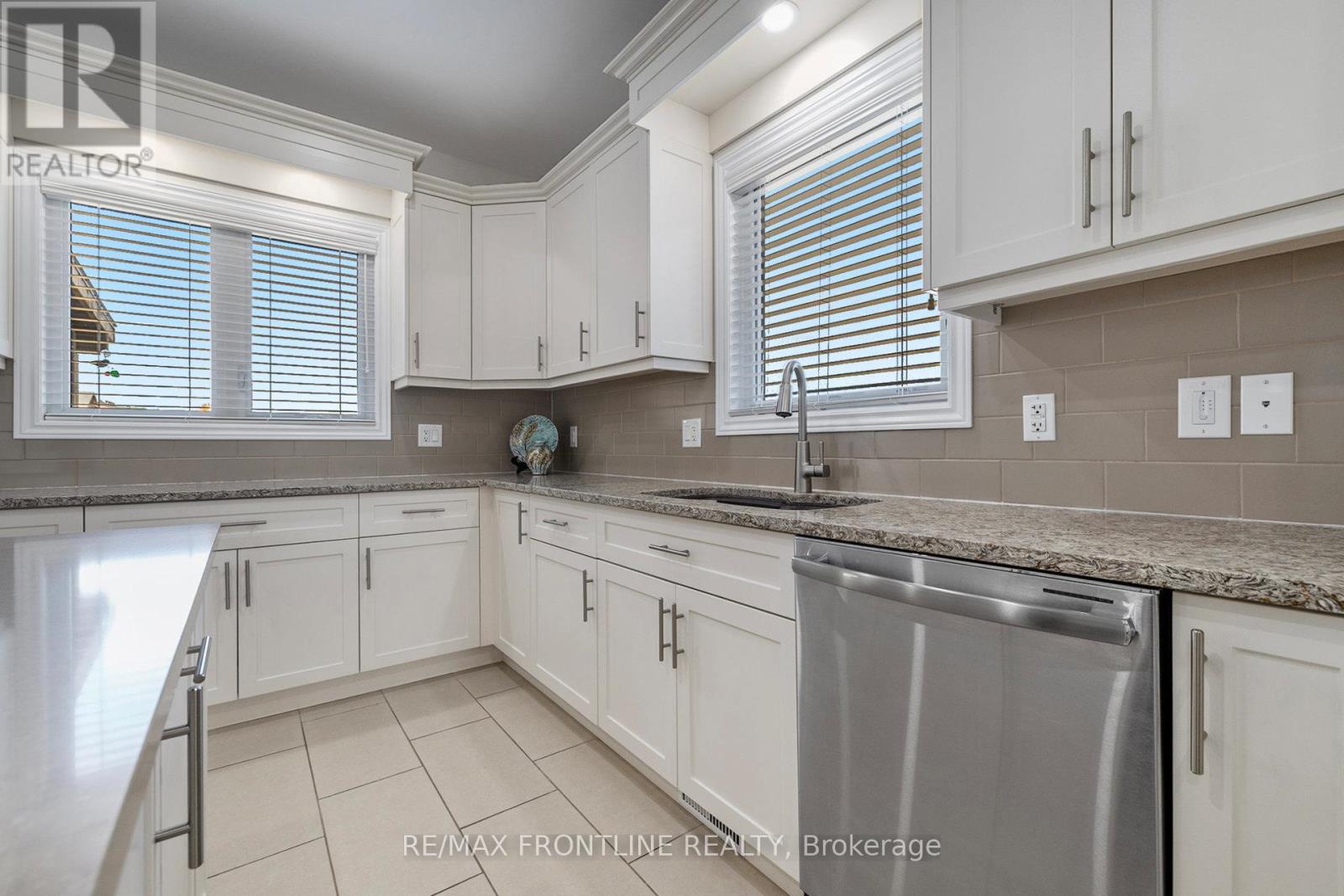 7 Senators Gate Drive, Perth, Ontario  K7H 0B5 - Photo 16 - X12494698