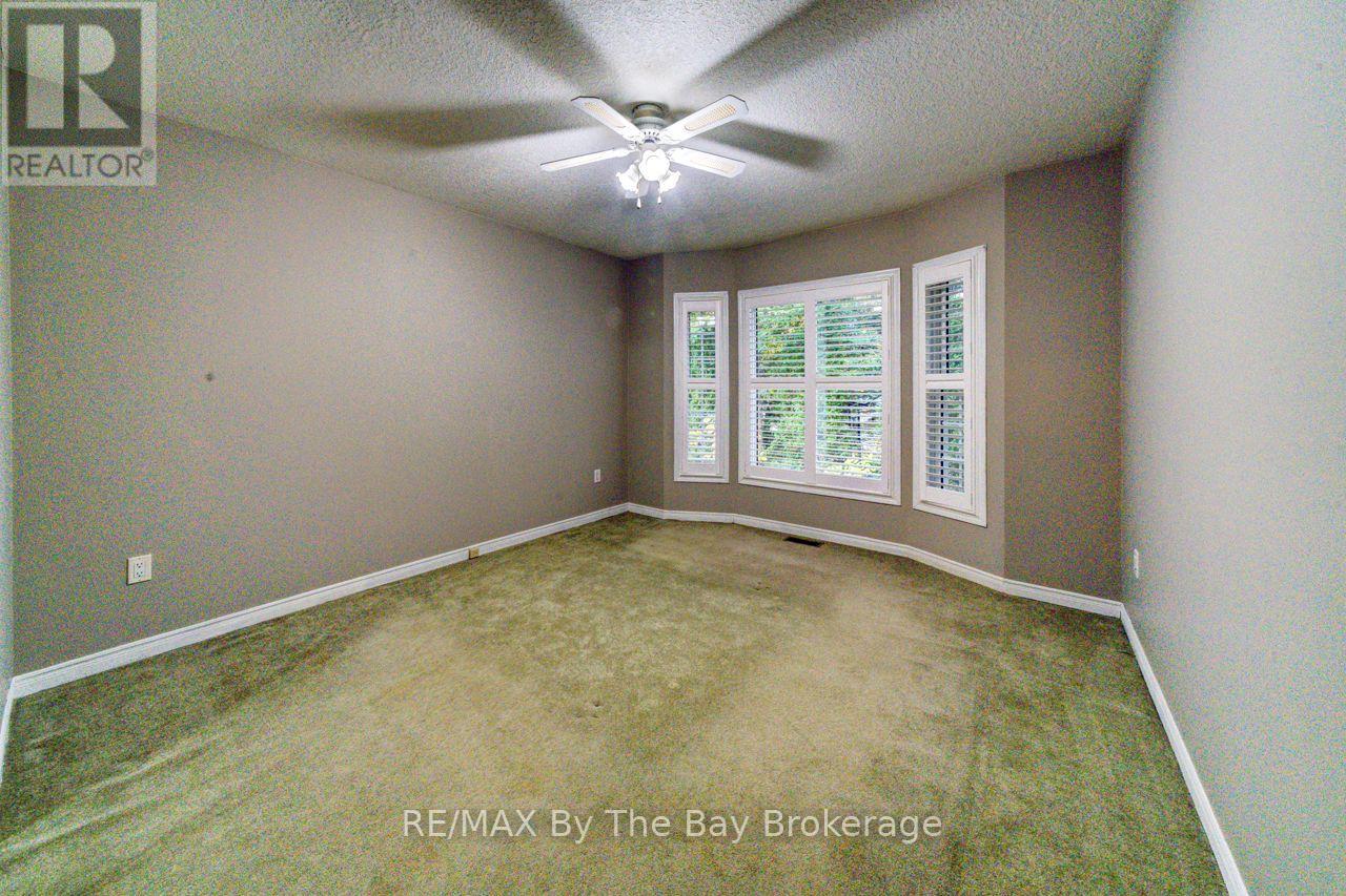 34 Topaz Street, Wasaga Beach, Ontario  L9Z 1X7 - Photo 32 - S12494658