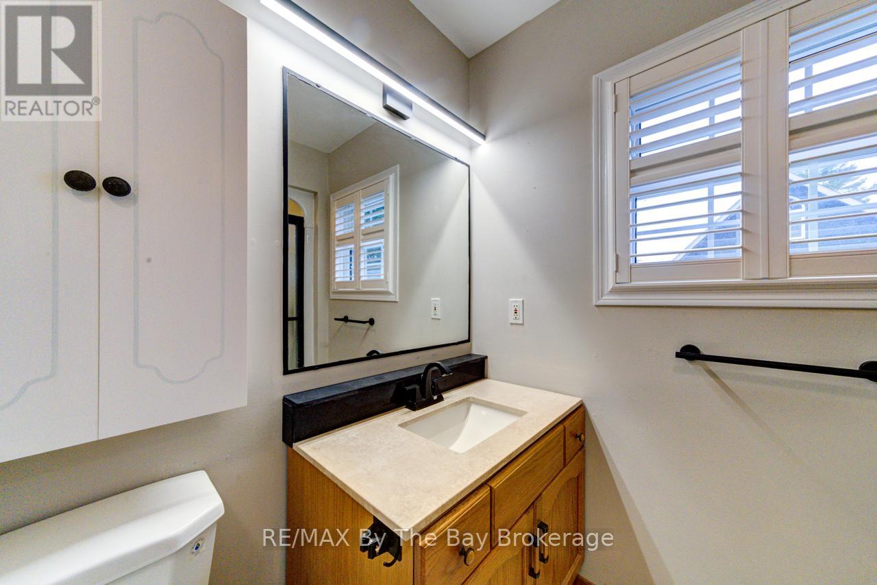 34 Topaz Street, Wasaga Beach, Ontario  L9Z 1X7 - Photo 34 - S12494658