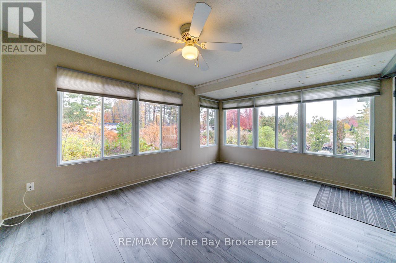 34 Topaz Street, Wasaga Beach, Ontario  L9Z 1X7 - Photo 36 - S12494658