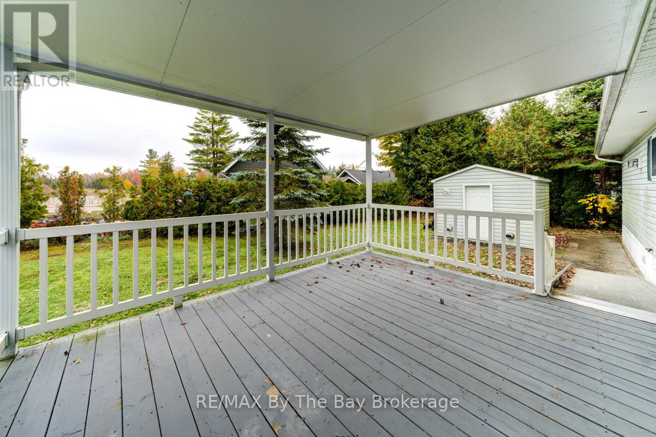 34 Topaz Street, Wasaga Beach, Ontario  L9Z 1X7 - Photo 6 - S12494658
