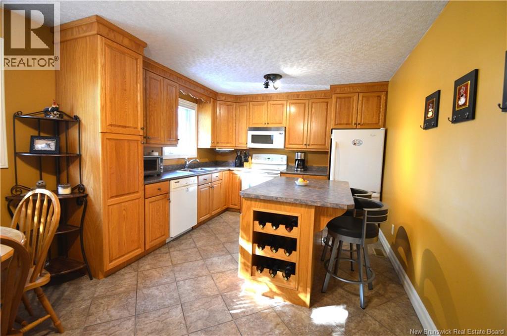 671 Main St., Shediac, New Brunswick  E4P 2C8 - Photo 6 - NB127614
