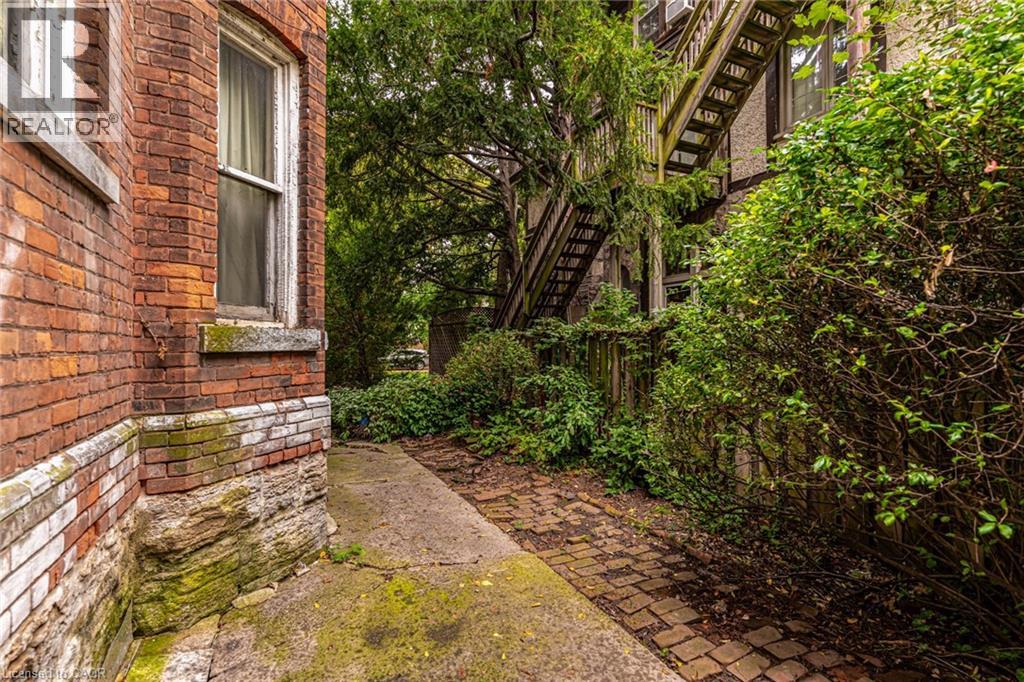 99 Blake Street, Hamilton, Ontario  L8M 2S7 - Photo 40 - 40775434