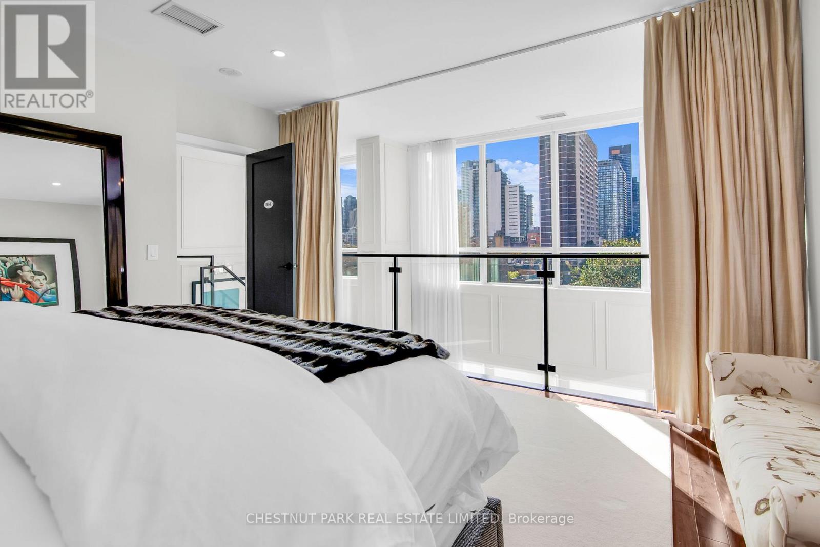 617 - 120 Homewood Avenue, Toronto, Ontario  M4Y 2J3 - Photo 21 - C12488006