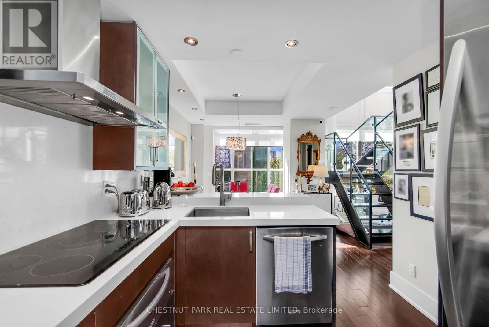 617 - 120 Homewood Avenue, Toronto, Ontario  M4Y 2J3 - Photo 17 - C12488006