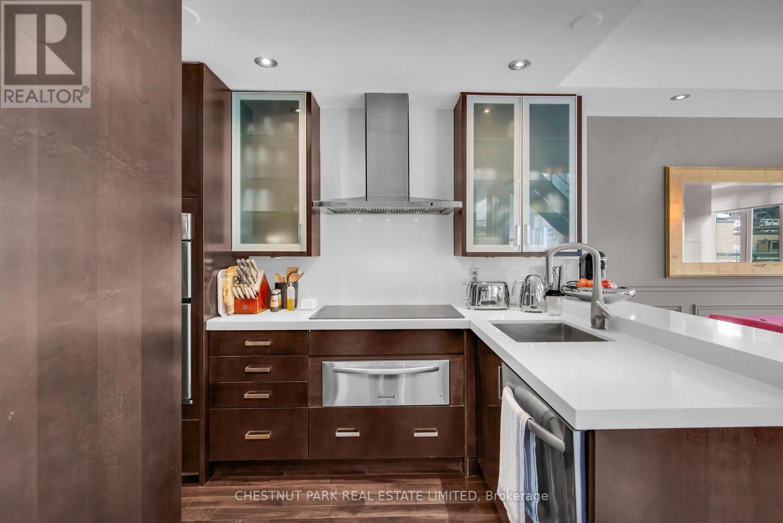 617 - 120 Homewood Avenue, Toronto, Ontario  M4Y 2J3 - Photo 16 - C12488006