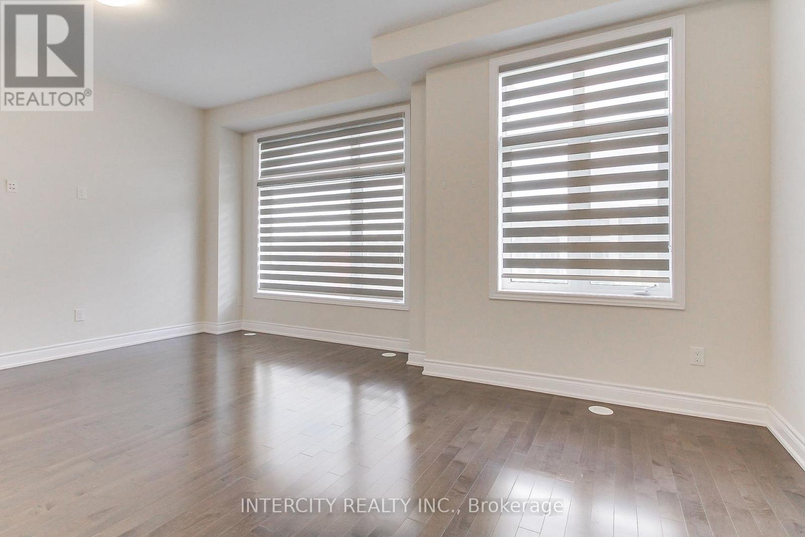 7 Adaskin Avenue, Vaughan, Ontario  L6A 4Z8 - Photo 25 - N12488180