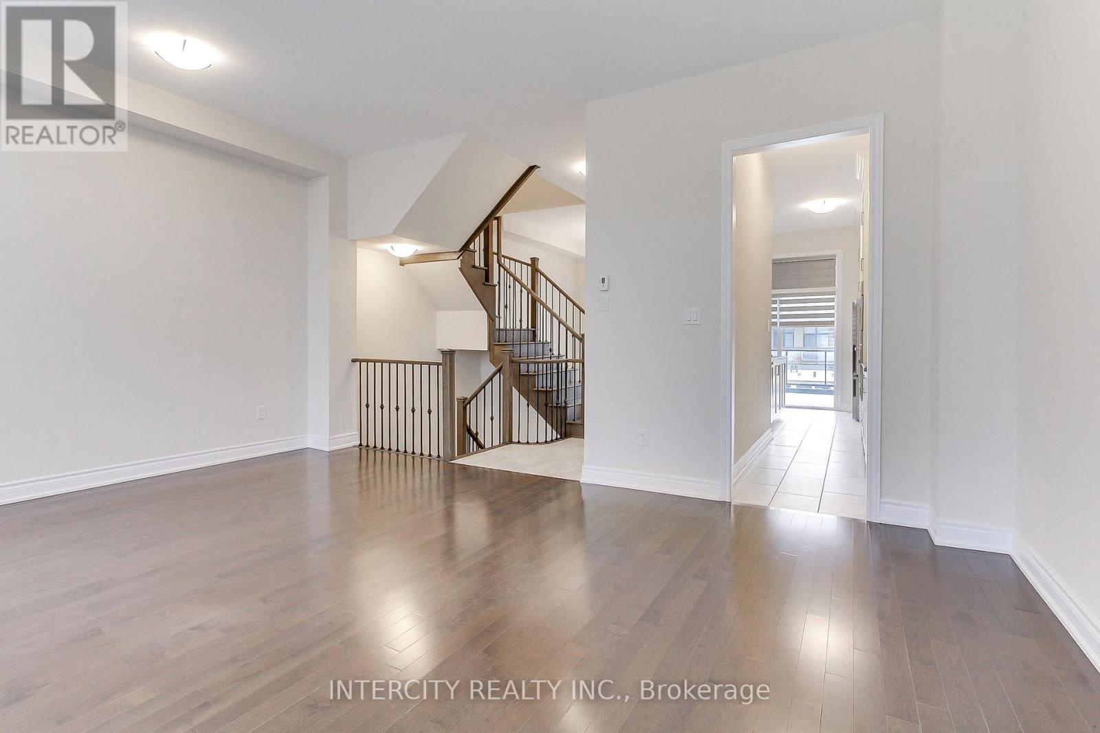 7 Adaskin Avenue, Vaughan, Ontario  L6A 4Z8 - Photo 27 - N12488180