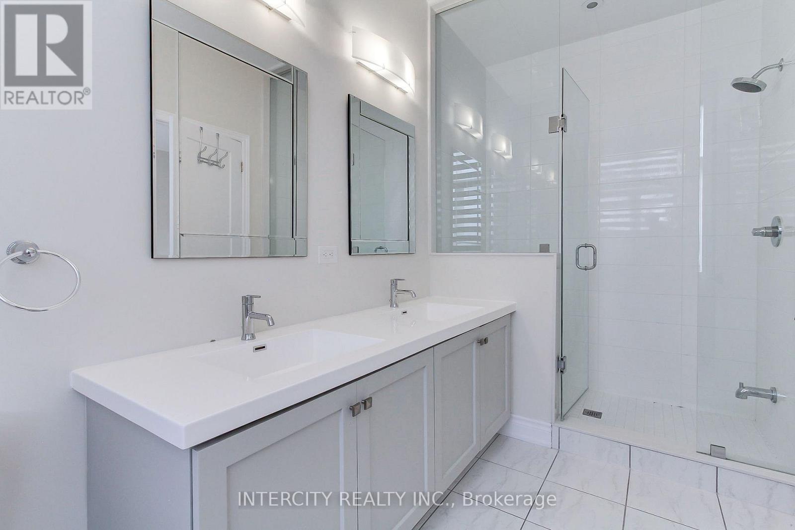 7 Adaskin Avenue, Vaughan, Ontario  L6A 4Z8 - Photo 35 - N12488180