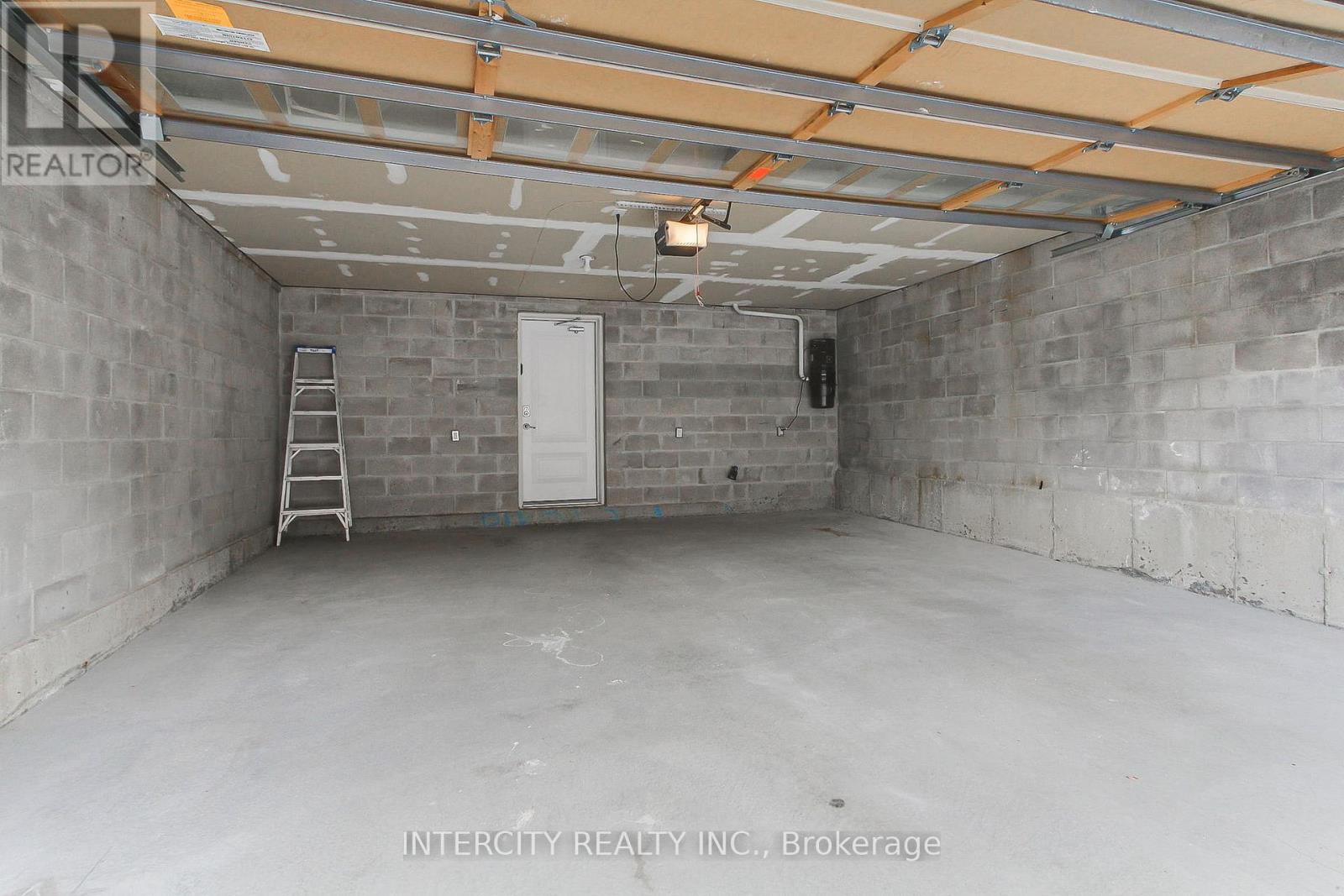 7 Adaskin Avenue, Vaughan, Ontario  L6A 4Z8 - Photo 44 - N12488180