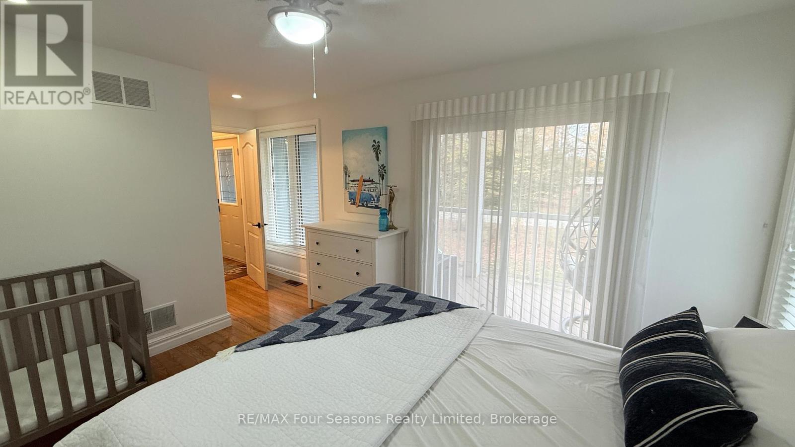 37 Silver Lake Crescent, South Bruce Peninsula, Ontario  N0H 2G0 - Photo 20 - X12494692