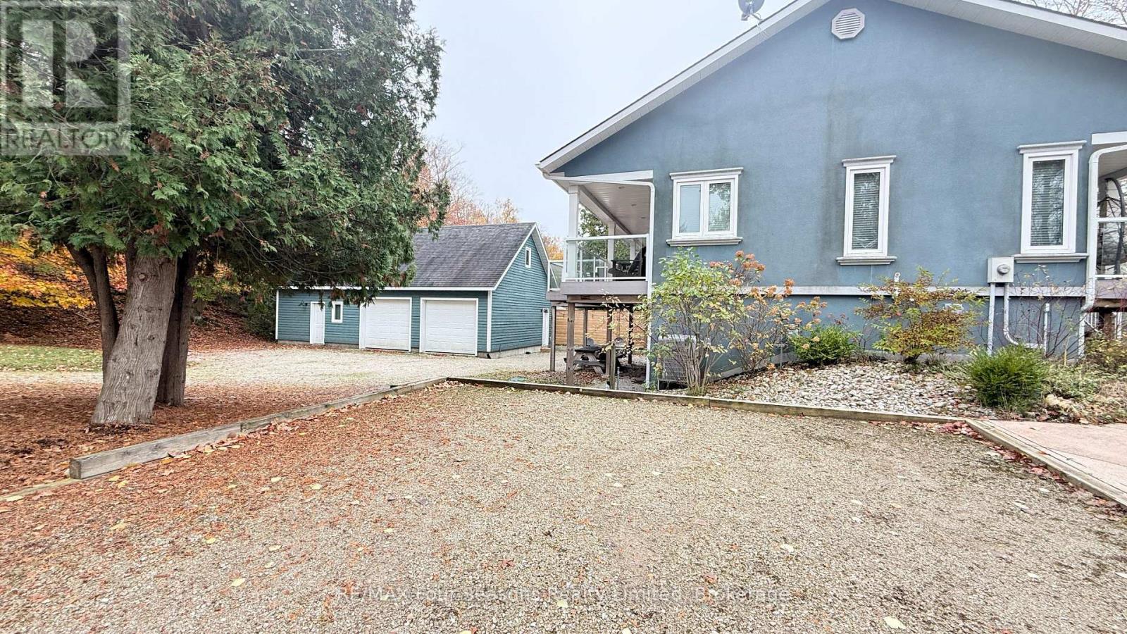 37 Silver Lake Crescent, South Bruce Peninsula, Ontario  N0H 2G0 - Photo 3 - X12494692