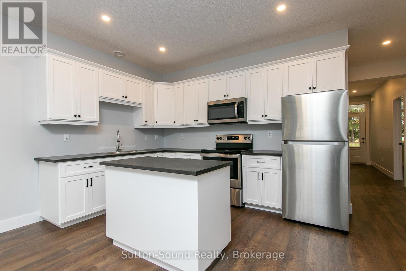 5 - 202 Queen Street W, South Bruce Peninsula, Ontario  N0H 1P0 - Photo 10 - X12494766