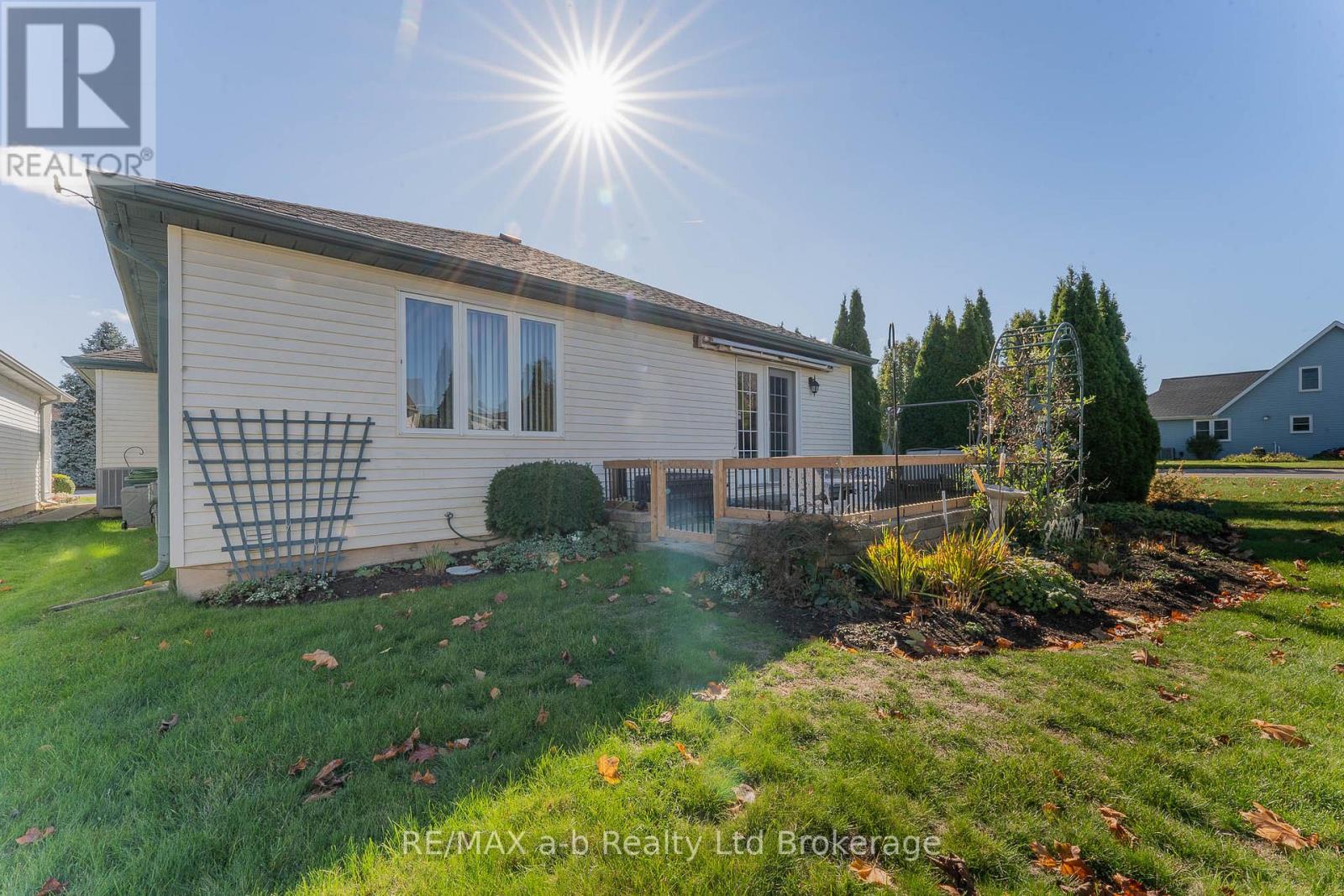 2 Balazs Court, Tillsonburg, Ontario  N4G 5V5 - Photo 27 - X12494764