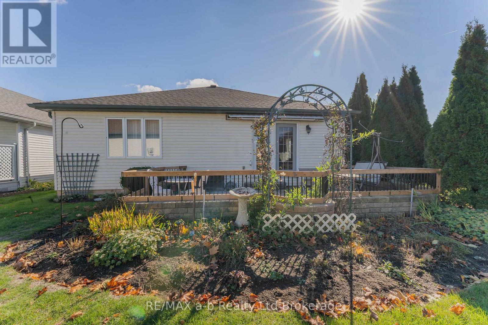 2 Balazs Court, Tillsonburg, Ontario  N4G 5V5 - Photo 28 - X12494764