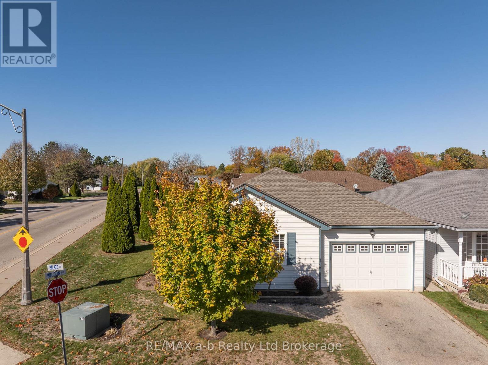2 Balazs Court, Tillsonburg, Ontario  N4G 5V5 - Photo 32 - X12494764