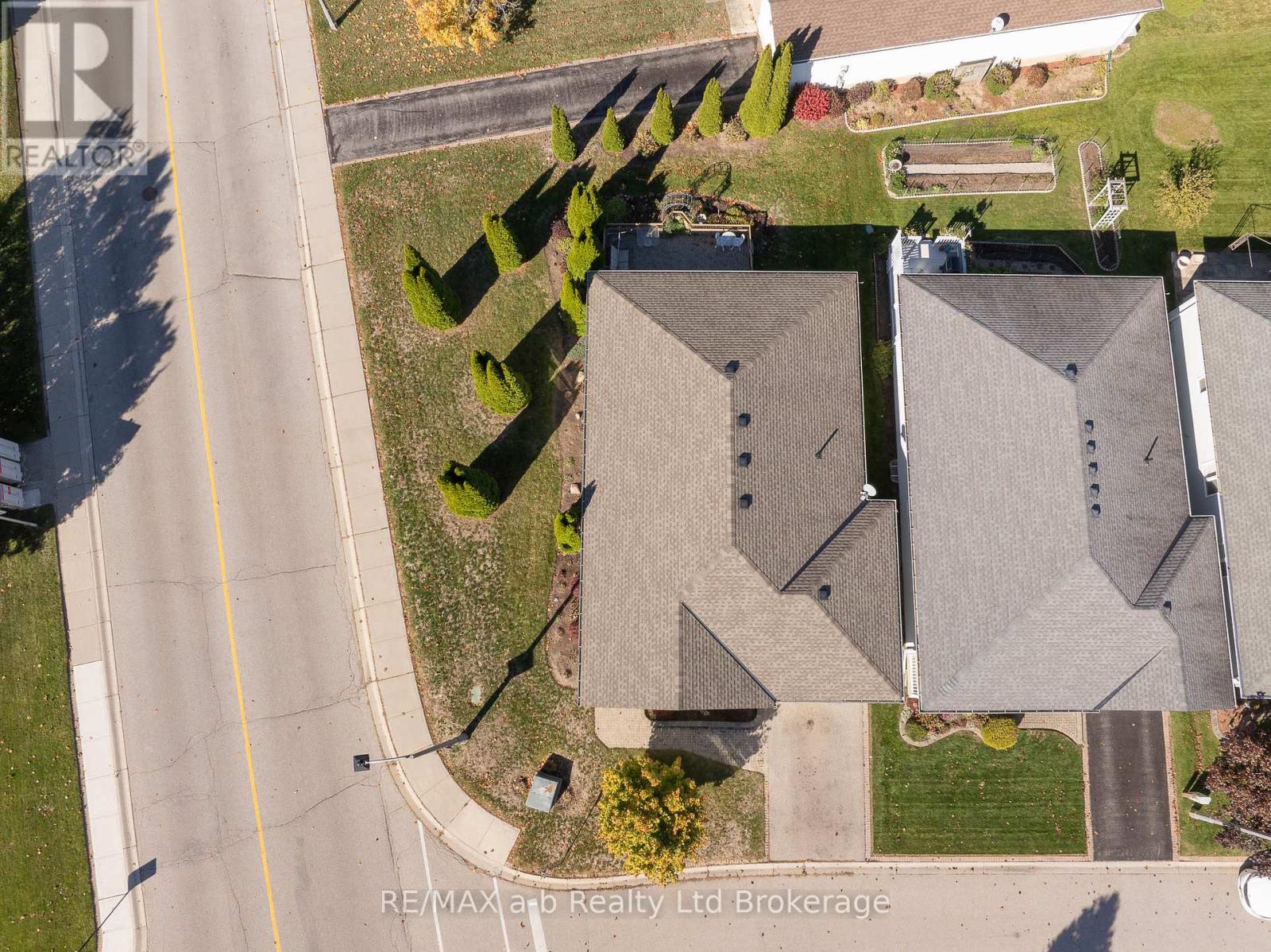 2 Balazs Court, Tillsonburg, Ontario  N4G 5V5 - Photo 35 - X12494764