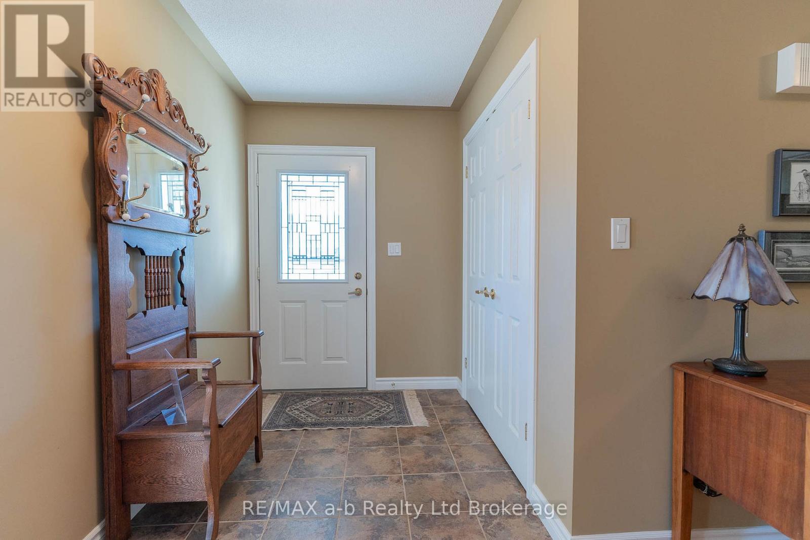 2 Balazs Court, Tillsonburg, Ontario  N4G 5V5 - Photo 5 - X12494764