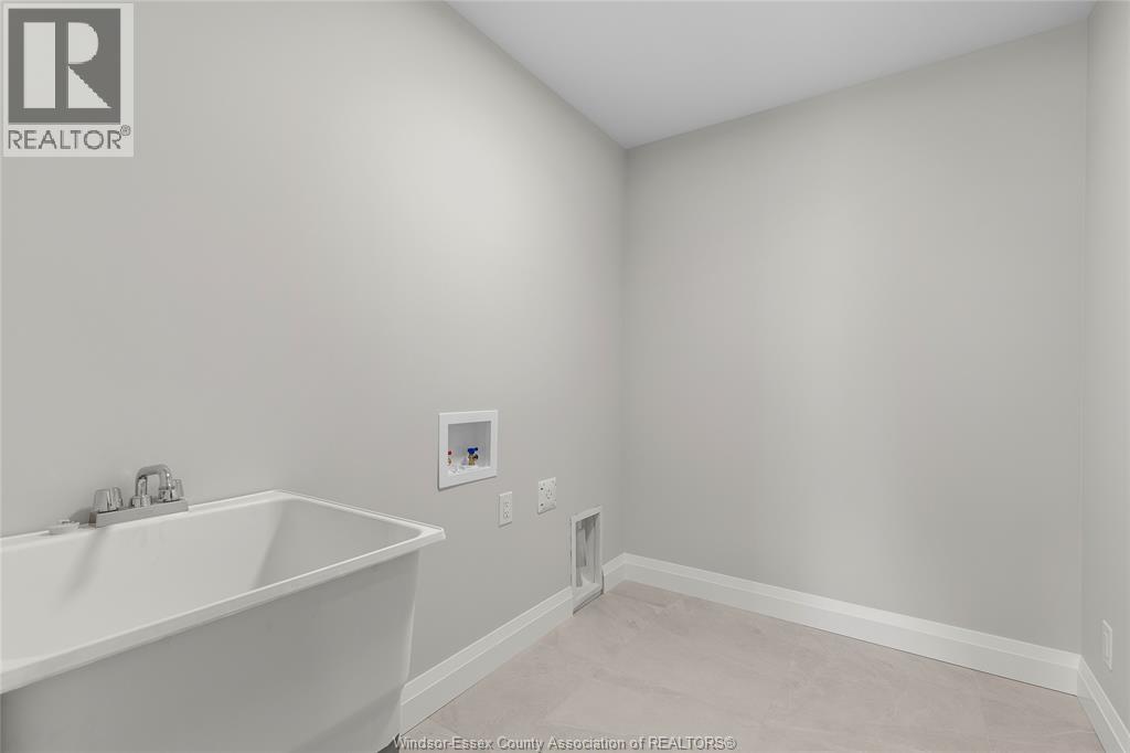 663 Linden, Lakeshore, Ontario  N0R 1A0 - Photo 28 - 25027645