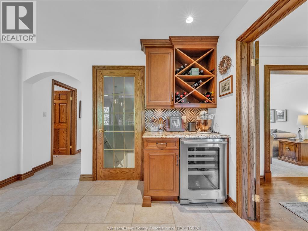 512 Cambridge Court, Tecumseh, Ontario  N8N 4B4 - Photo 11 - 25027554