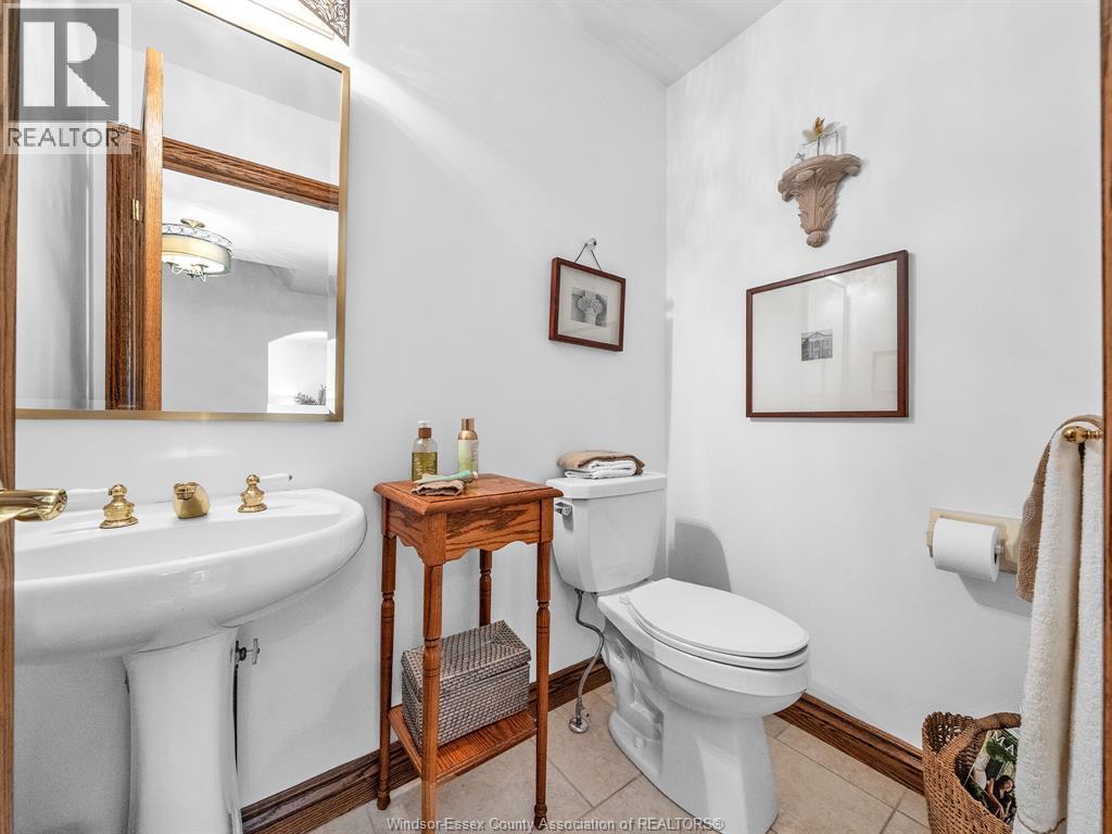 512 Cambridge Court, Tecumseh, Ontario  N8N 4B4 - Photo 19 - 25027554