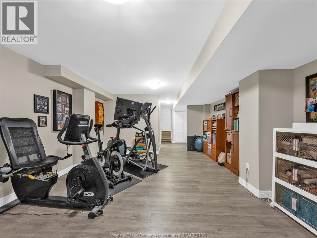 512 Cambridge Court, Tecumseh, Ontario  N8N 4B4 - Photo 35 - 25027554