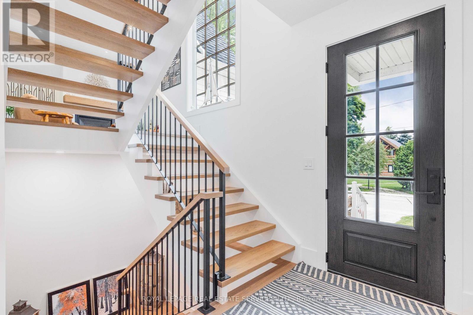 53 Niagara Street, Collingwood, Ontario  L9Y 3X1 - Photo 9 - S12399959