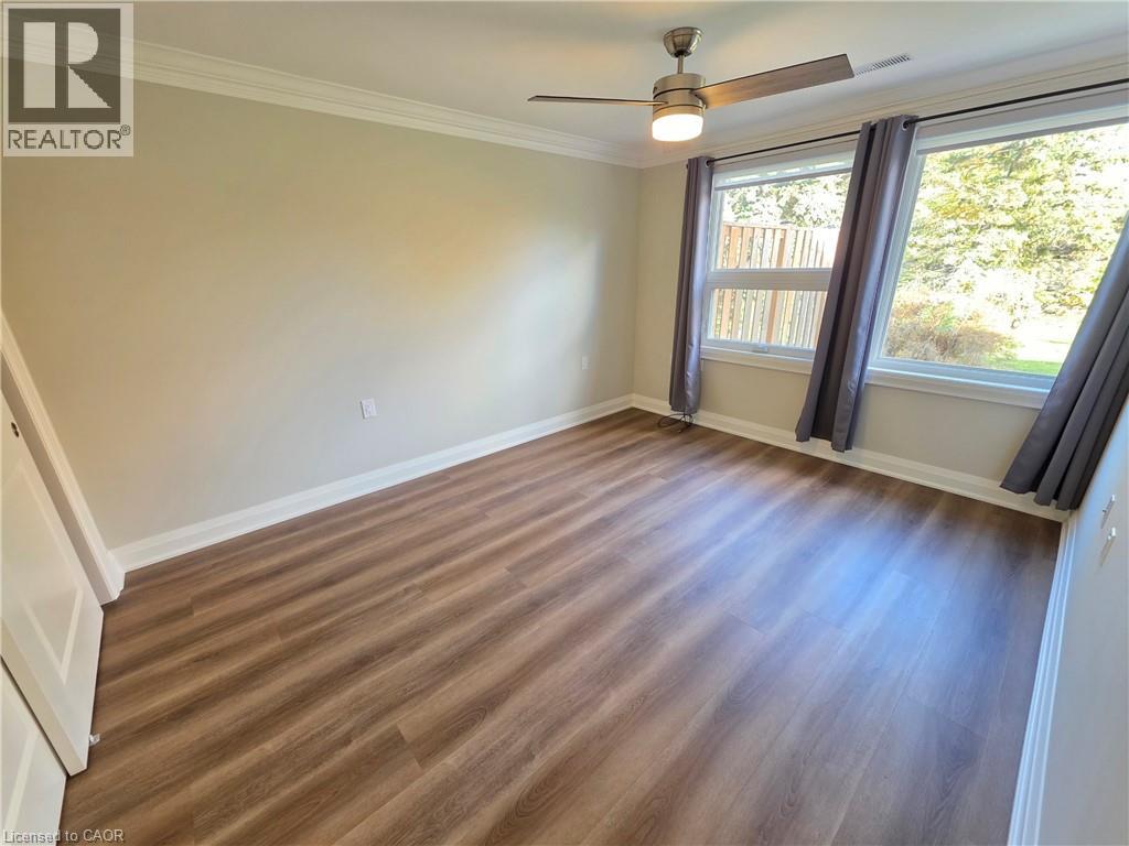 59 Szollosy Circle, Hamilton, Ontario  L9B 1T8 - Photo 10 - 40782482