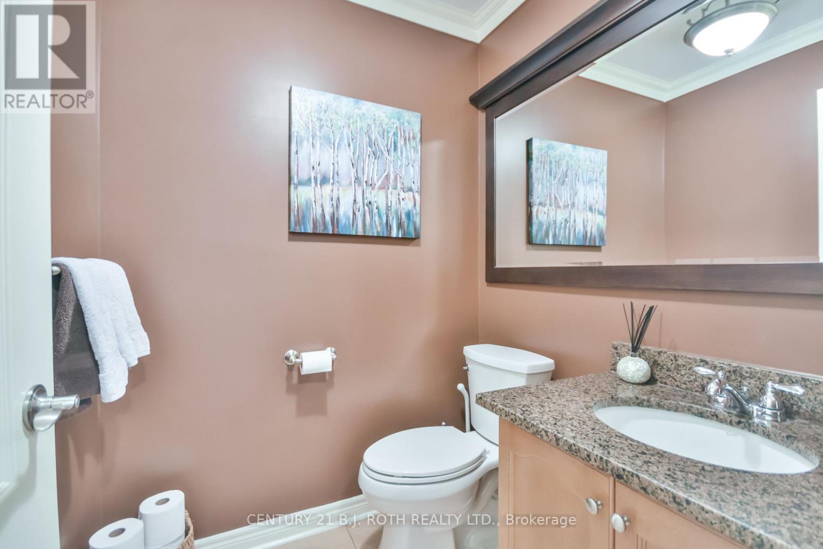 38 Camelot Square, Barrie, Ontario  L4M 0C3 - Photo 17 - S12448937