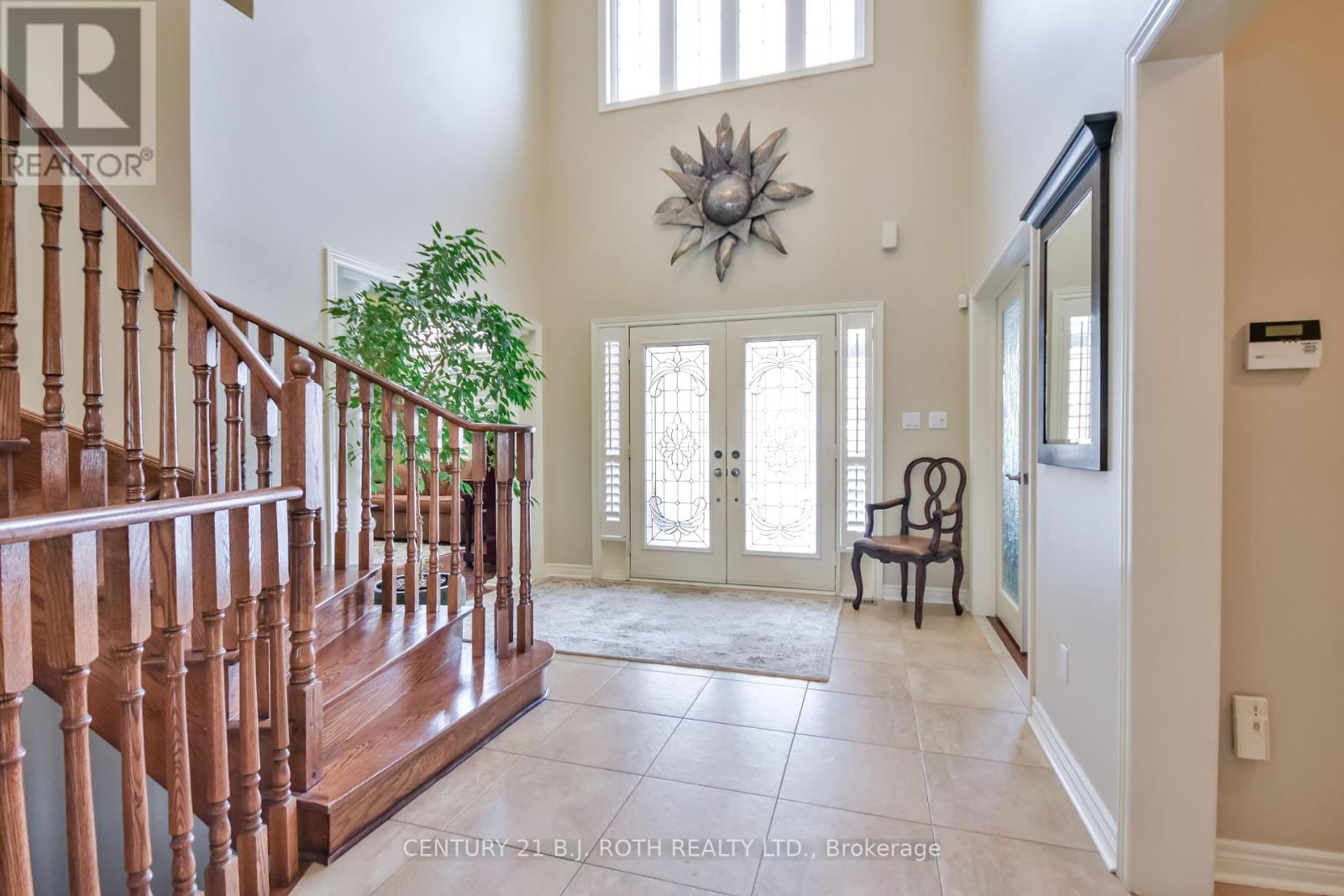 38 Camelot Square, Barrie, Ontario  L4M 0C3 - Photo 6 - S12448937