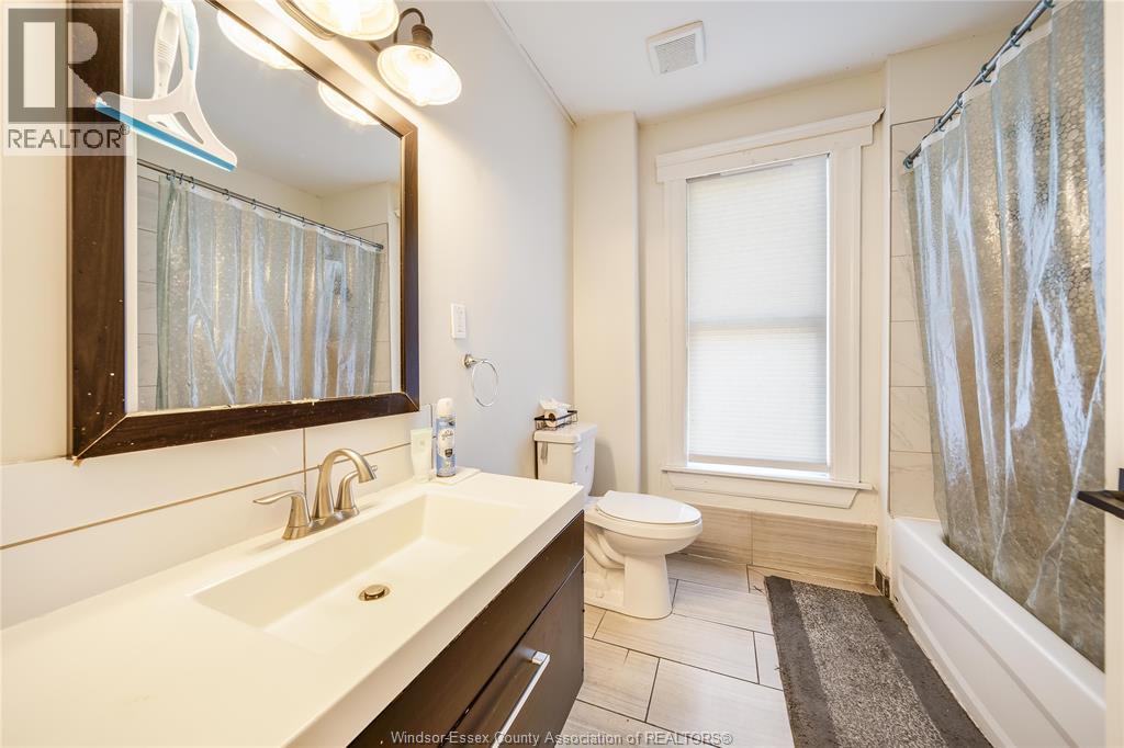 560 Chatham Street, Windsor, Ontario  N9A 5N2 - Photo 24 - 25027222